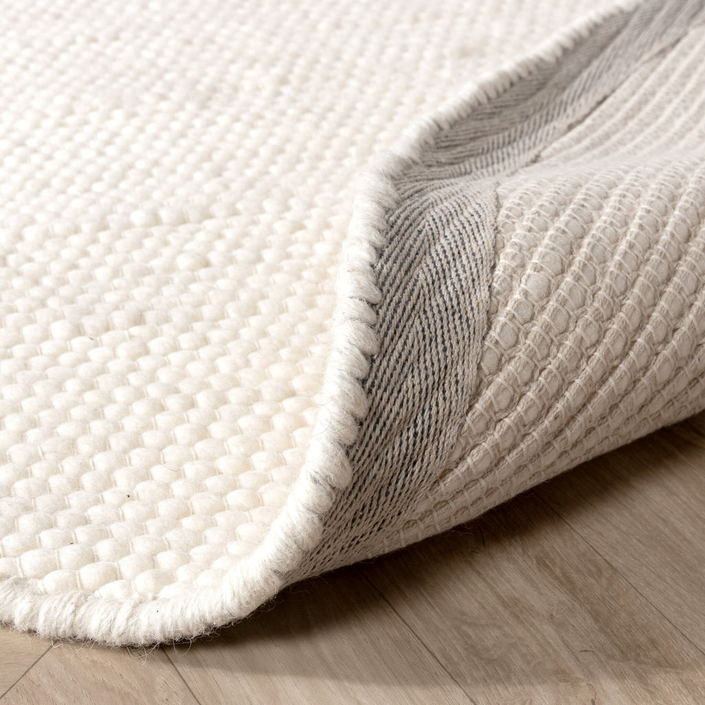 Oval Wool Rug - Feline White
