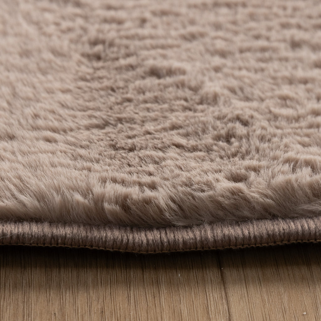 Soft Low-Pile Rug – Cozy Pebble Taupe