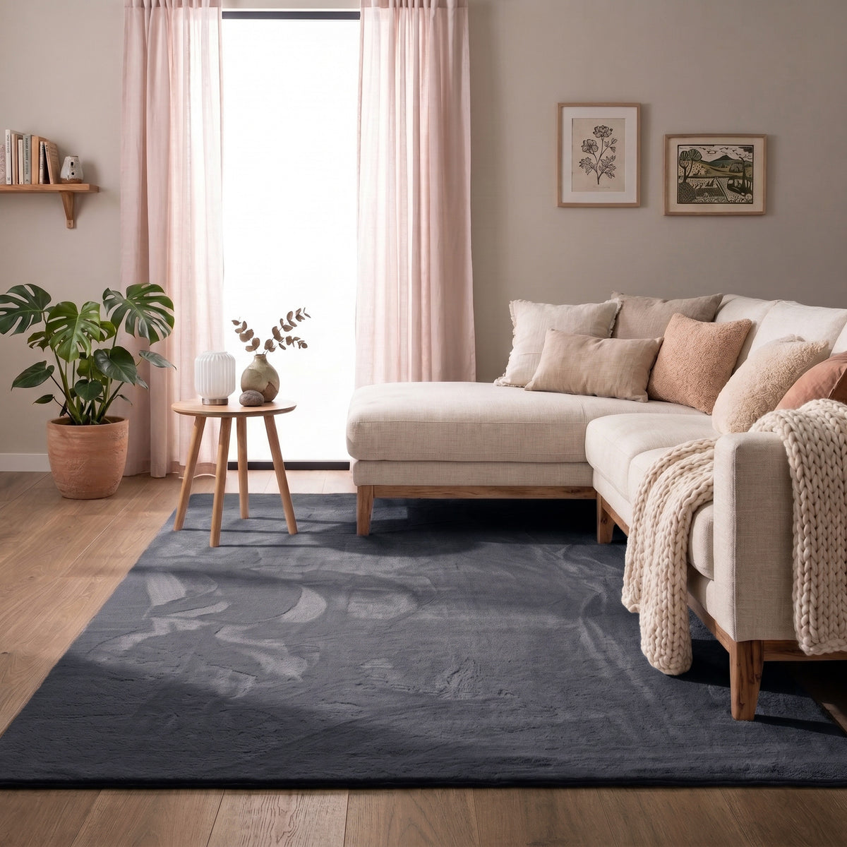 Soft Low-Pile Rug - Cozy Anthracite