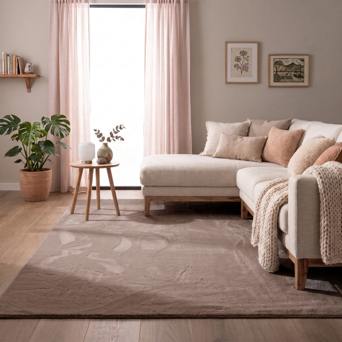 Miękki dywan z krótkim włosiem - Cozy Taupe